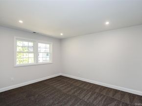 10 Smith, Yaphank NY 11980