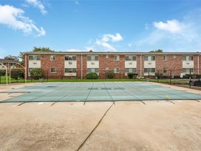 2449 Union Blvd 21A, Islip NY 11751