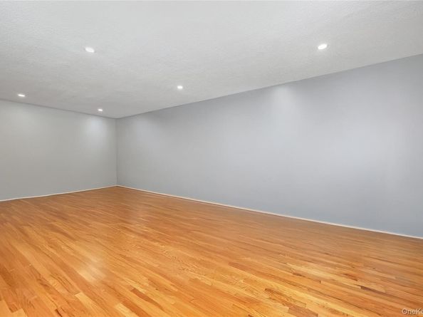 2449 Union Blvd 21A, Islip NY 11751