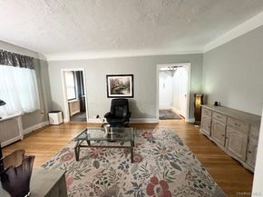 141 Woodmere Blvd 3H, Woodmere NY 11598