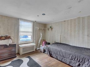 25 Sunnybrook Drive E, Oceanside NY 11572