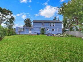 25 Sunnybrook Drive E, Oceanside NY 11572