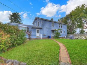25 Sunnybrook Drive E, Oceanside NY 11572