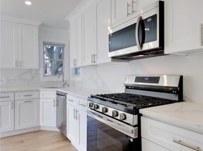 1 Manhasset Avenue, Port Washington NY 11050