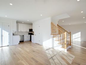 1 Manhasset Avenue, Port Washington NY 11050