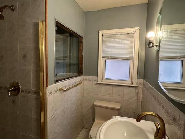 8517 115th Street, Richmond Hill NY 11418