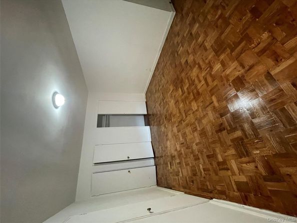 83-40 Austin Street 2 j, Kew Gardens NY 11415