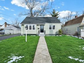 450 Rhodes Lane, West Hempstead NY 11552