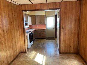 20 Wyona Avenue, Lindenhurst NY 11757