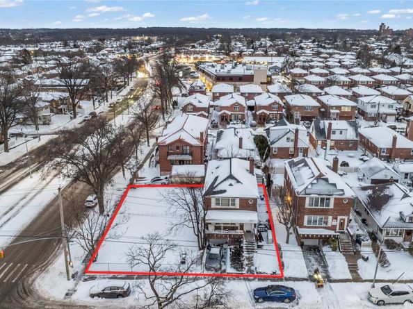 196-64 45th Avenue, Flushing NY 11358