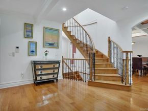 5 Boulevard, Malba NY 11357