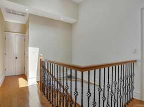 5 Boulevard, Malba NY 11357