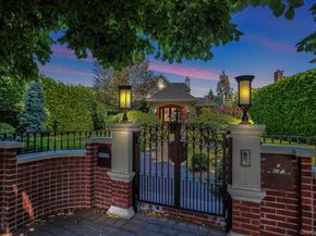 5 Boulevard, Malba NY 11357