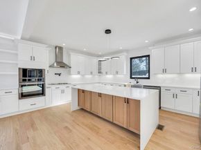 45 Ramble Lane, Levittown NY 11756