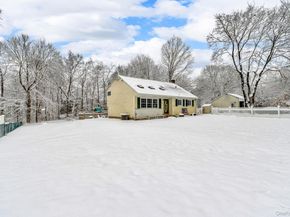 963 Fox Meadow Road, Yorktown Heights NY 10598