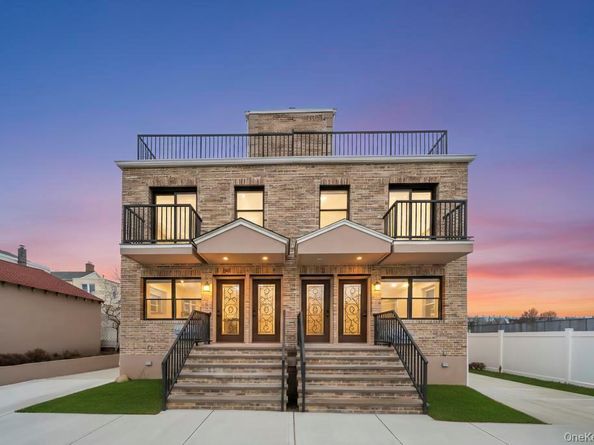 38-22 56 Street, Woodside NY 11377