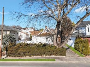 31 Cherry Avenue, Bethpage NY 11714