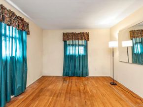 20 Hunter Avenue, Valley Stream NY 11580