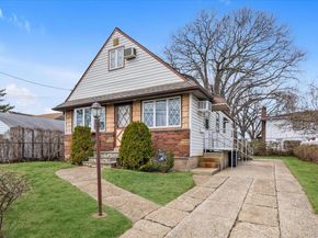 20 Hunter Avenue, Valley Stream NY 11580