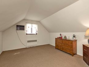 20 Hunter Avenue, Valley Stream NY 11580