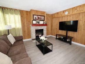 16 Oakdale Avenue, Selden NY 11784