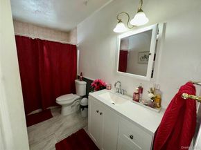 16 Oakdale Avenue, Selden NY 11784