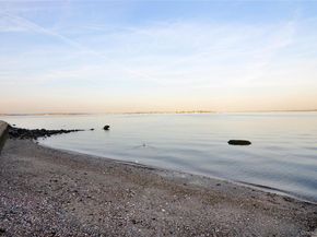 188 Edgewater Park D, Bronx NY 10465