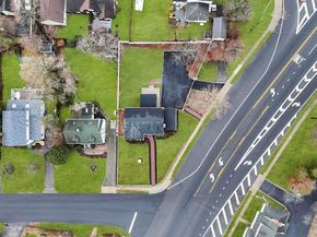 92 Sunset Road, Bay Shore NY 11706