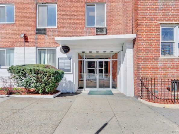 3201 Grand Concourse 4M, Bronx NY 10468