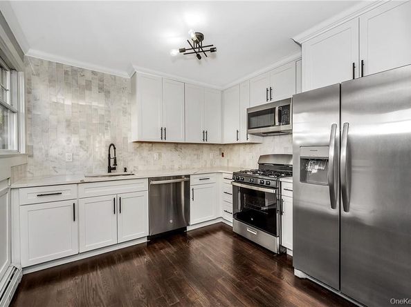 200 Main Street, Eastchester NY 10709