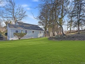 32 Sherwood Drive, Larchmont NY 10538