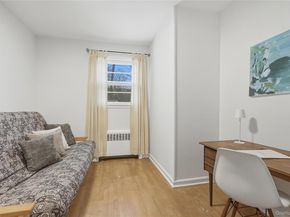 32 Sherwood Drive, Larchmont NY 10538