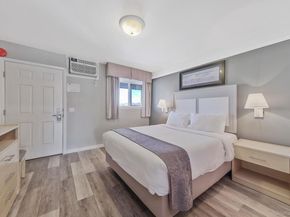 131 S Emerson Avenue 216, Montauk NY 11954