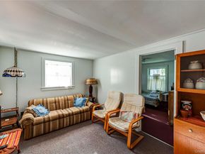 9 Eastway Path, Baiting Hollow NY 11933