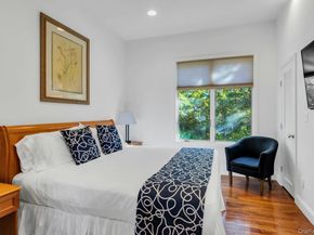 10 Bay Woods Drive, Hampton Bays NY 11946