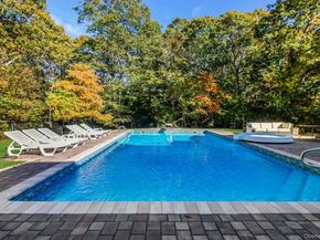 10 Bay Woods Drive, Hampton Bays NY 11946