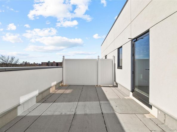 150-02 Northern Boulevard 3A, Flushing NY 11354