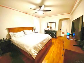 190 E Mosholu Parkway S 1J, Bronx NY 10458