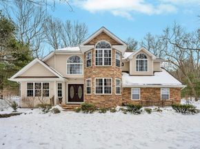 18 Darcy Avenue, Manorville NY 11949