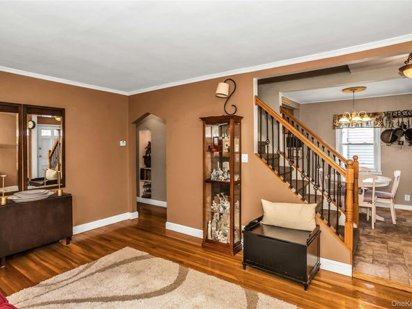 232 Ribbon Street, Franklin Square NY 11010