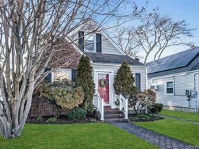232 Ribbon Street, Franklin Square NY 11010