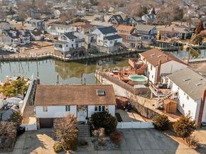 809 Canal Street, Lindenhurst NY 11757