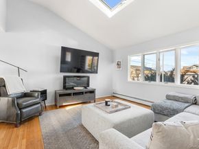 809 Canal Street, Lindenhurst NY 11757