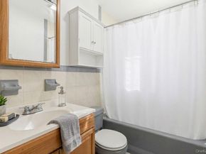 809 Canal Street, Lindenhurst NY 11757