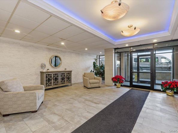 740 E Broadway 2J, Long Beach NY 11561