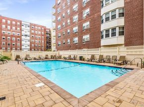 740 E Broadway 2J, Long Beach NY 11561