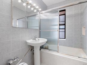 190 Garth Road 3R, Scarsdale NY 10583