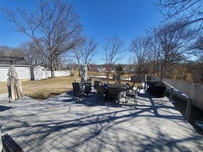 98 Fawn Lane E, South Setauket NY 11720