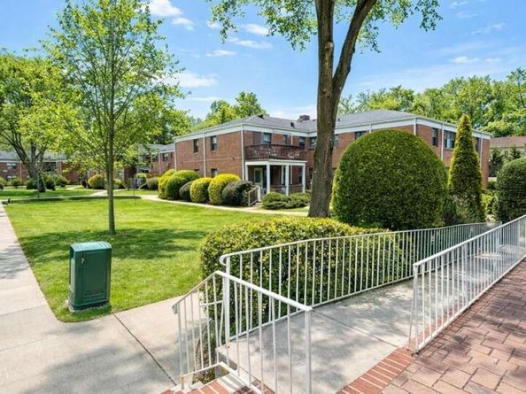 1203 E Broadway E Broadway G11, Hewlett NY 11557