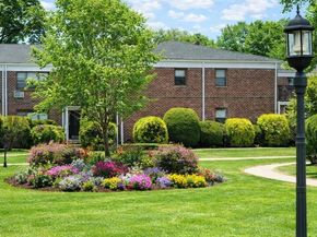 1203 E Broadway E Broadway G11, Hewlett NY 11557